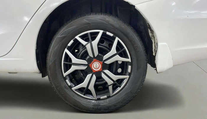 2017 Maruti Ciaz SIGMA DIESEL 1.3, Diesel, Manual, 81,593 km, Left Rear Wheel