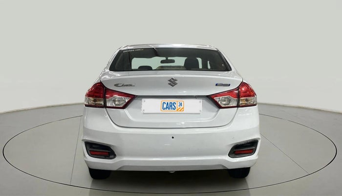 2017 Maruti Ciaz SIGMA DIESEL 1.3, Diesel, Manual, 81,593 km, Back/Rear