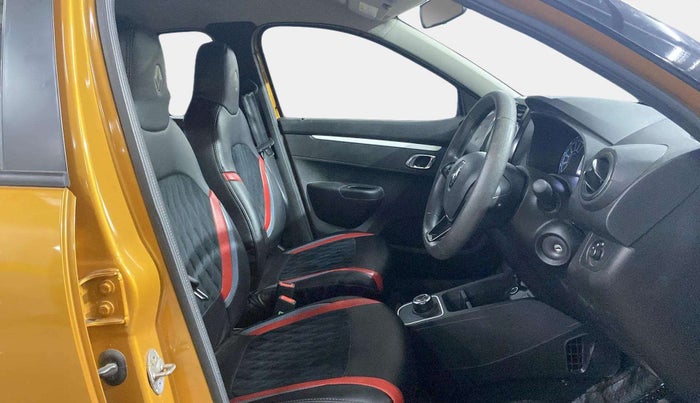 2024 Renault Kwid CLIMBER 1.0 AMT Dual Tone , Petrol, Automatic, 2,027 km, Right Side Front Door Cabin