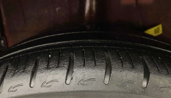2021 Hyundai GRAND I10 NIOS ASTA AMT 1.2 KAPPA VTVT, Petrol, Automatic, 35,104 km, Right Rear Tyre Tread