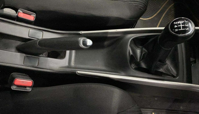 2018 Maruti Baleno DELTA PETROL 1.2, Petrol, Manual, 63,960 km, Gear Lever