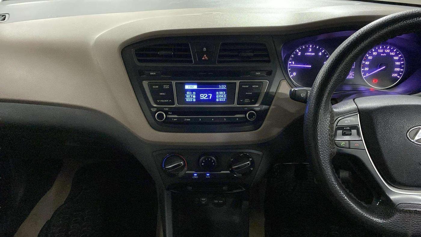 2014 Hyundai Elite i20 MAGNA 1.4 CRDI, Diesel, Manual, 75,568 km, Air Conditioner