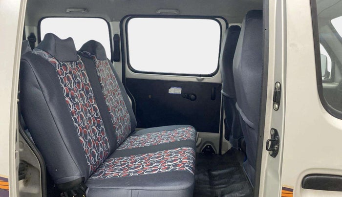 2020 Maruti Eeco 7 STR, Petrol, Manual, 27,260 km, Right Side Rear Door Cabin