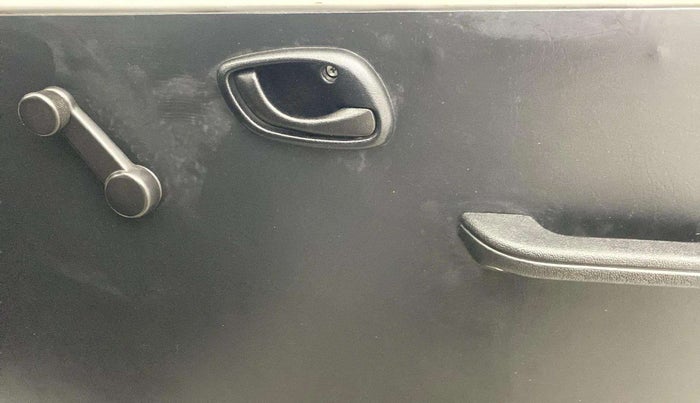 2020 Maruti Eeco 7 STR, Petrol, Manual, 27,260 km, Driver Side Door Panels Control