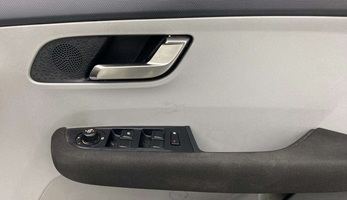 2020 Tata ALTROZ XZ PETROL, Petrol, Manual, 53,913 km, Driver Side Door Panels Control