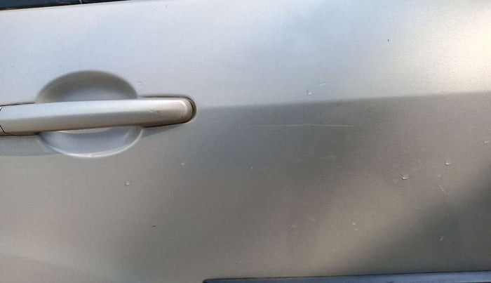 2017 Maruti Ertiga VXI, Petrol, Manual, 78,806 km, Right rear door - Minor scratches