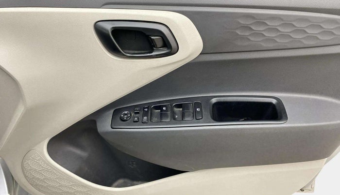 2020 Hyundai AURA SX+ 1.0 TURBO GDI MT, Petrol, Manual, 73,740 km, Driver Side Door Panels Control