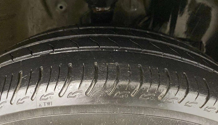 2022 Maruti New Wagon-R VXI 1.0, Petrol, Manual, 41,883 km, Right Front Tyre Tread