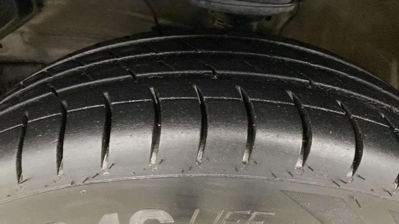 2023 Maruti S PRESSO VXI+, Petrol, Manual, 14,804 km, Left Front Tyre Tread