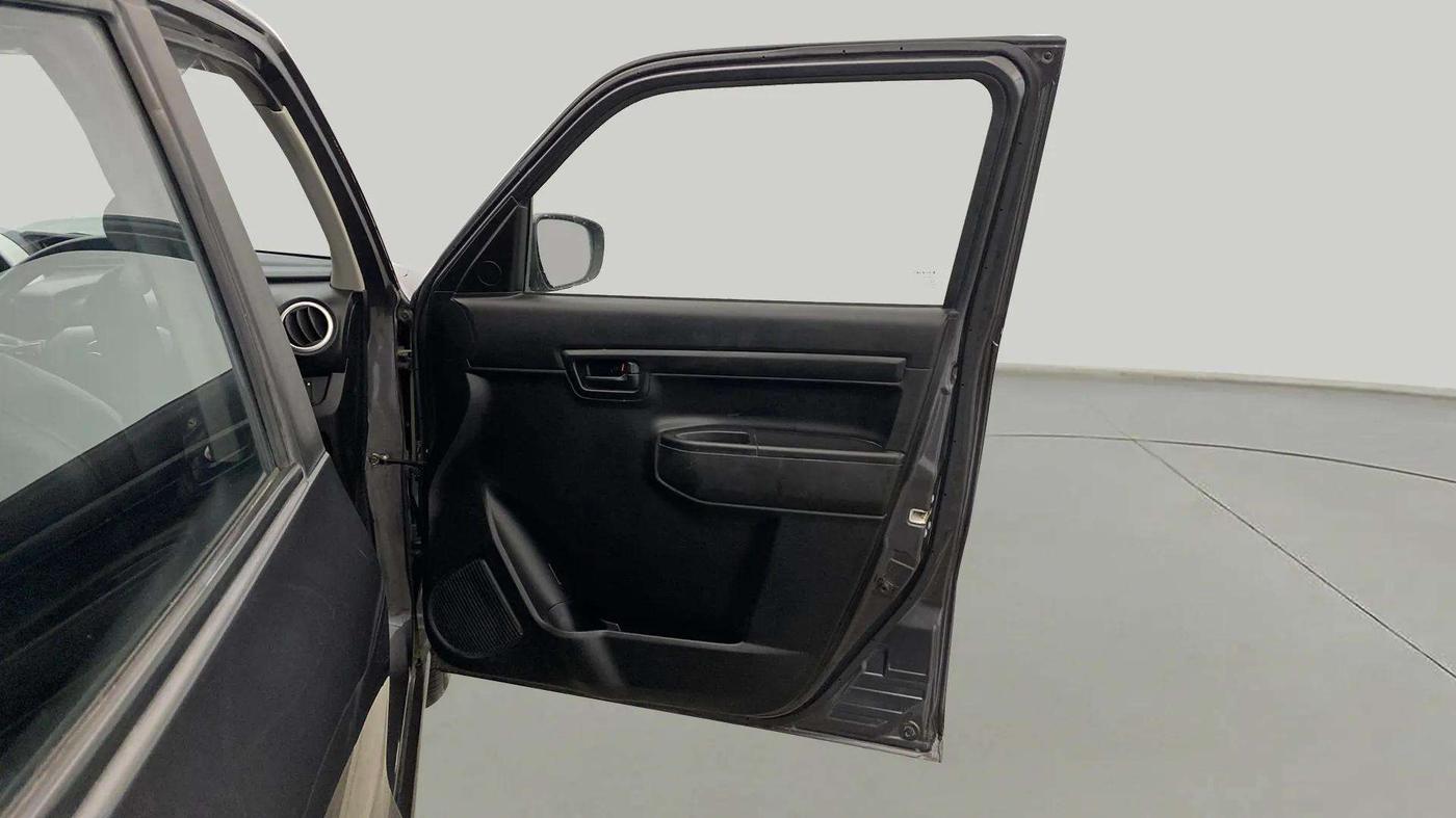 2023 Maruti S PRESSO VXI+, Petrol, Manual, 14,804 km, RHS Front Door