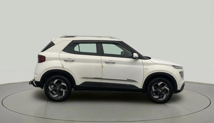 2020 Hyundai VENUE SX PLUS 1.0 TURBO DCT, Petrol, Automatic, 76,945 km, Right Side View