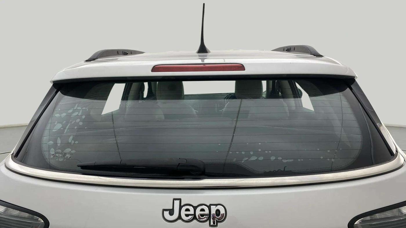 2018 Jeep Compass LIMITED 2.0 DIESEL 4X4, Diesel, Manual, 1,00,217 km, Rear Windshield