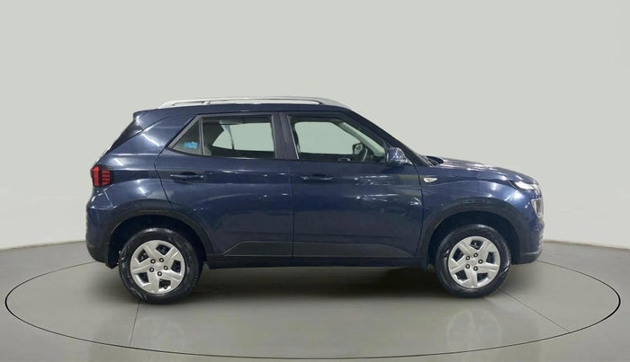 2022 Hyundai VENUE S 1.2, Petrol, Manual, 21,886 km, Right Side View