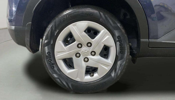 2022 Hyundai VENUE S 1.2, Petrol, Manual, 21,886 km, Right Rear Wheel