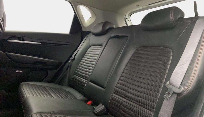 2020 KIA SONET GTX PLUS 1.0 IMT, Petrol, Manual, 49,321 km, Right Side Rear Door Cabin