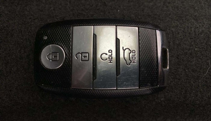 2020 KIA SONET GTX PLUS 1.0 IMT, Petrol, Manual, 49,321 km, Key Close Up