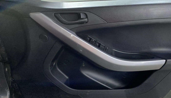 2022 Tata NEXON XM PETROL, Petrol, Manual, 3,559 km, Driver Side Door Panels Control
