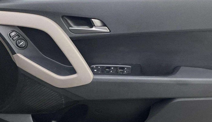 2017 Hyundai Creta SX PLUS 1.6 PETROL, Petrol, Manual, 27,153 km, Driver Side Door Panels Control