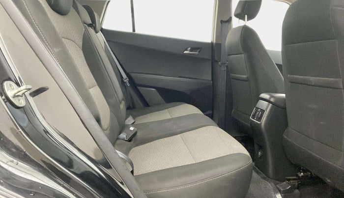 2017 Hyundai Creta SX PLUS 1.6 PETROL, Petrol, Manual, 27,153 km, Right Side Rear Door Cabin