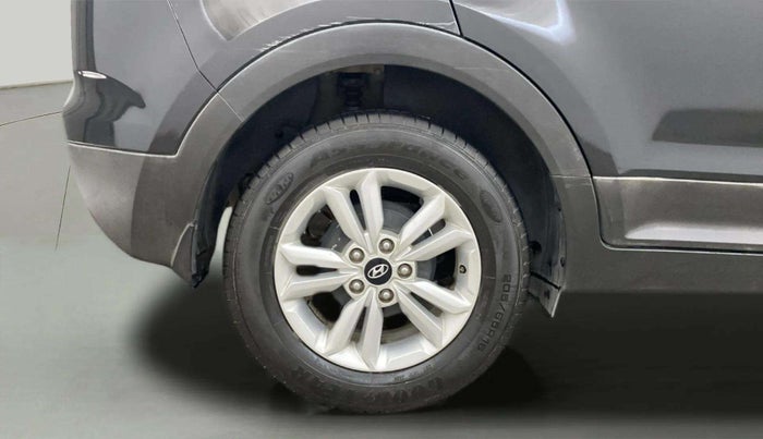 2017 Hyundai Creta SX PLUS 1.6 PETROL, Petrol, Manual, 27,153 km, Right Rear Wheel