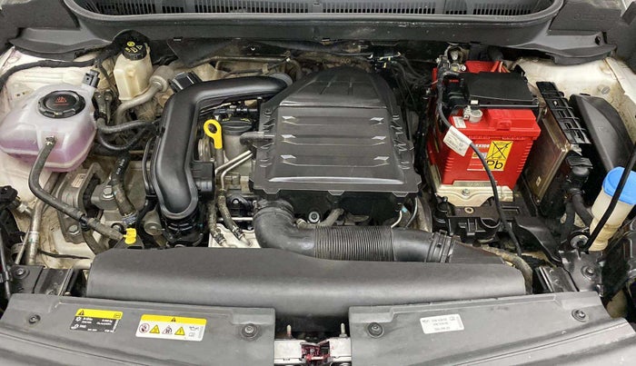 2023 Skoda KUSHAQ AMBITION 1.0L TSI AT, Petrol, Automatic, 28,840 km, Engine View