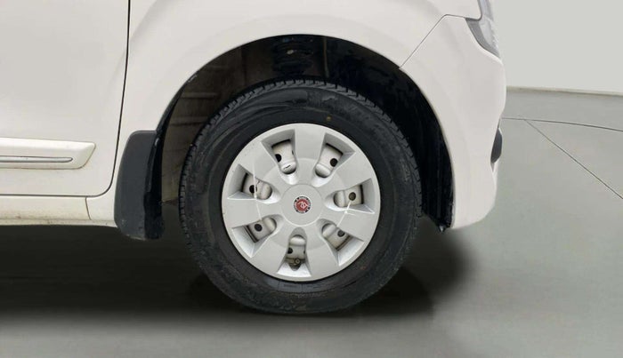 2021 Maruti New Wagon-R LXI CNG 1.0, CNG, Manual, 75,137 km, Right Front Wheel