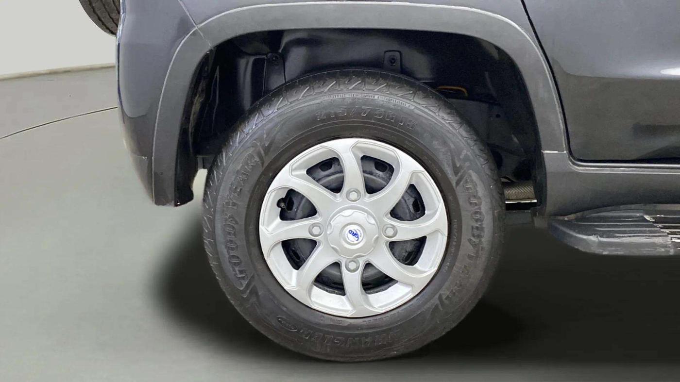 2023 Mahindra BOLERO NEO N 8, Diesel, Manual, 24,836 km, Right Rear Wheel