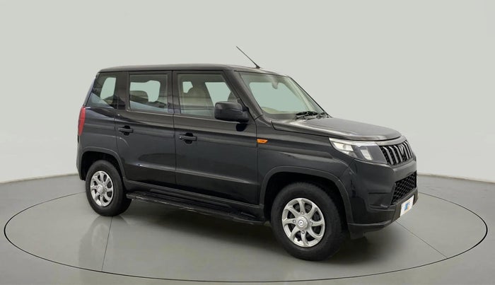 2023 Mahindra BOLERO NEO N 8, Diesel, Manual, 24,679 km, Right Front Diagonal