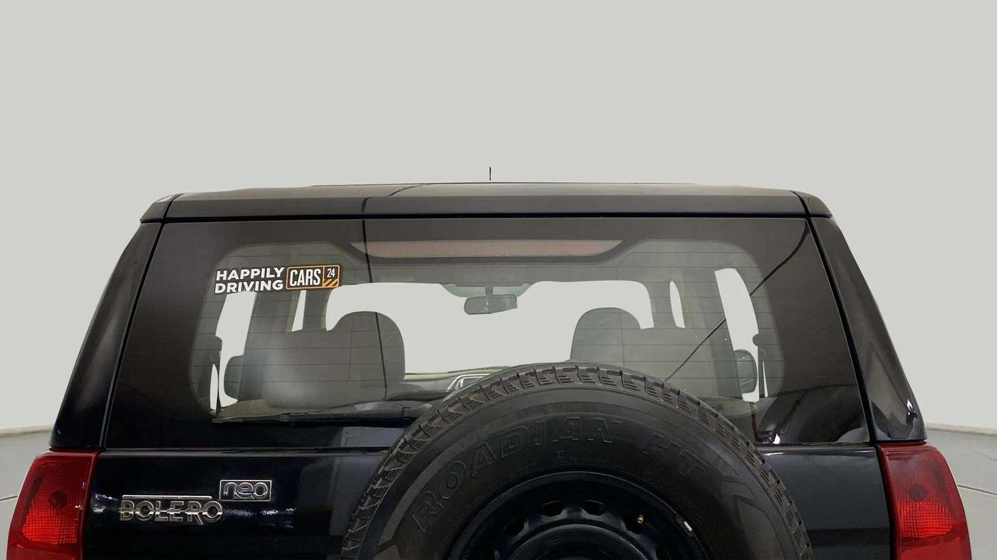 2023 Mahindra BOLERO NEO N 8, Diesel, Manual, 24,836 km, Rear Windshield