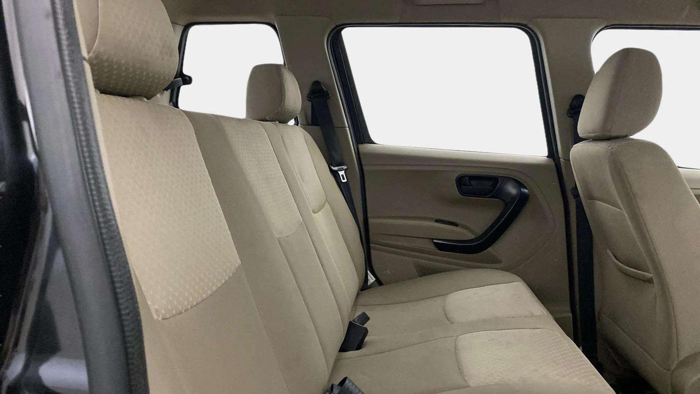 2023 Mahindra BOLERO NEO N 8, Diesel, Manual, 24,836 km, Right Side Rear Door Cabin