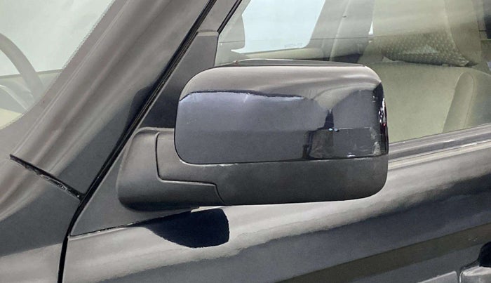 2023 Mahindra BOLERO NEO N 8, Diesel, Manual, 24,679 km, Left rear-view mirror - Minor scratches