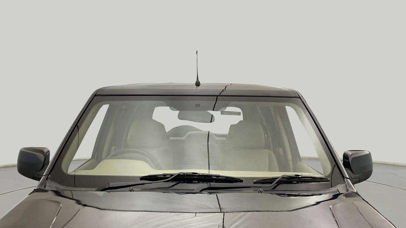 2023 Mahindra BOLERO NEO N 8, Diesel, Manual, 24,836 km, Front Windshield