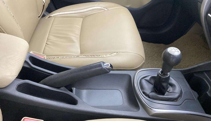 2014 Honda City 1.5L I-VTEC SV, Petrol, Manual, 76,563 km, Gear Lever