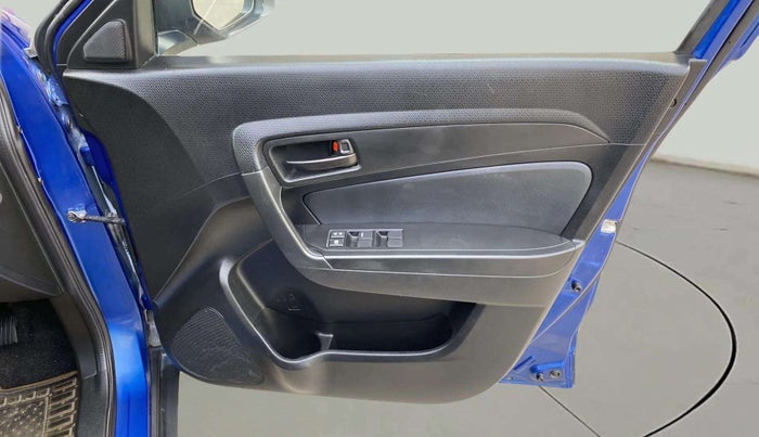 2021 Maruti Vitara Brezza LXI, Petrol, Manual, 16,186 km, Driver Side Door Panels Control