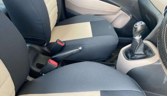 2019 Hyundai Grand i10 SPORTZ 1.2 KAPPA VTVT, Petrol, Manual, 42,534 km, Gear Lever