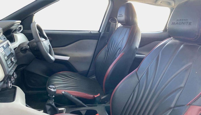2022 Nissan MAGNITE XV EXECUTIVE, Petrol, Manual, 35,987 km, Right Side Front Door Cabin
