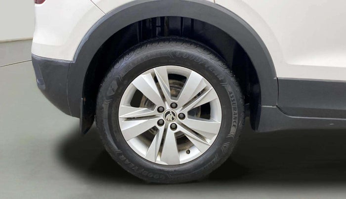 2022 Skoda KUSHAQ AMBITION 1.0L TSI MT, Petrol, Manual, 52,223 km, Right Rear Wheel