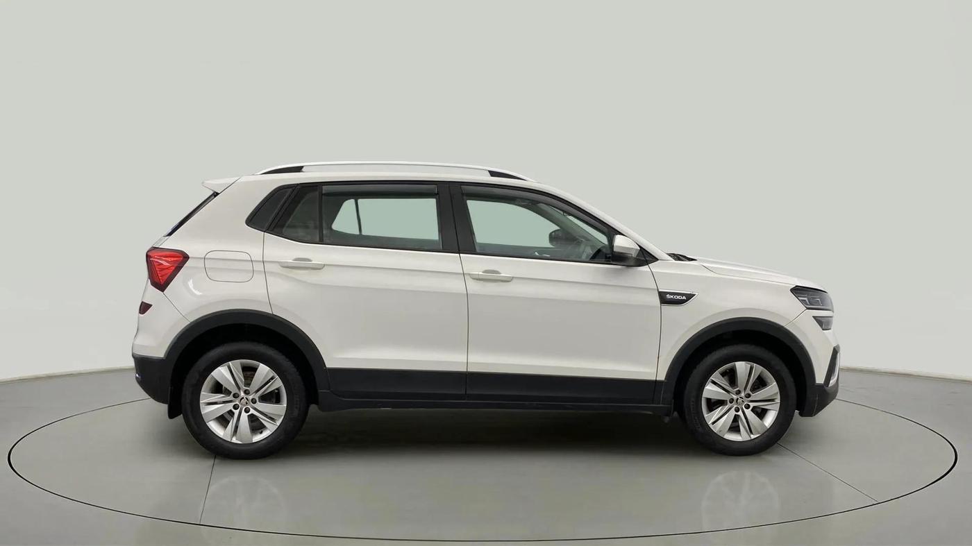 2022 Skoda KUSHAQ AMBITION 1.0L TSI MT, Petrol, Manual, 52,660 km, Right Side View