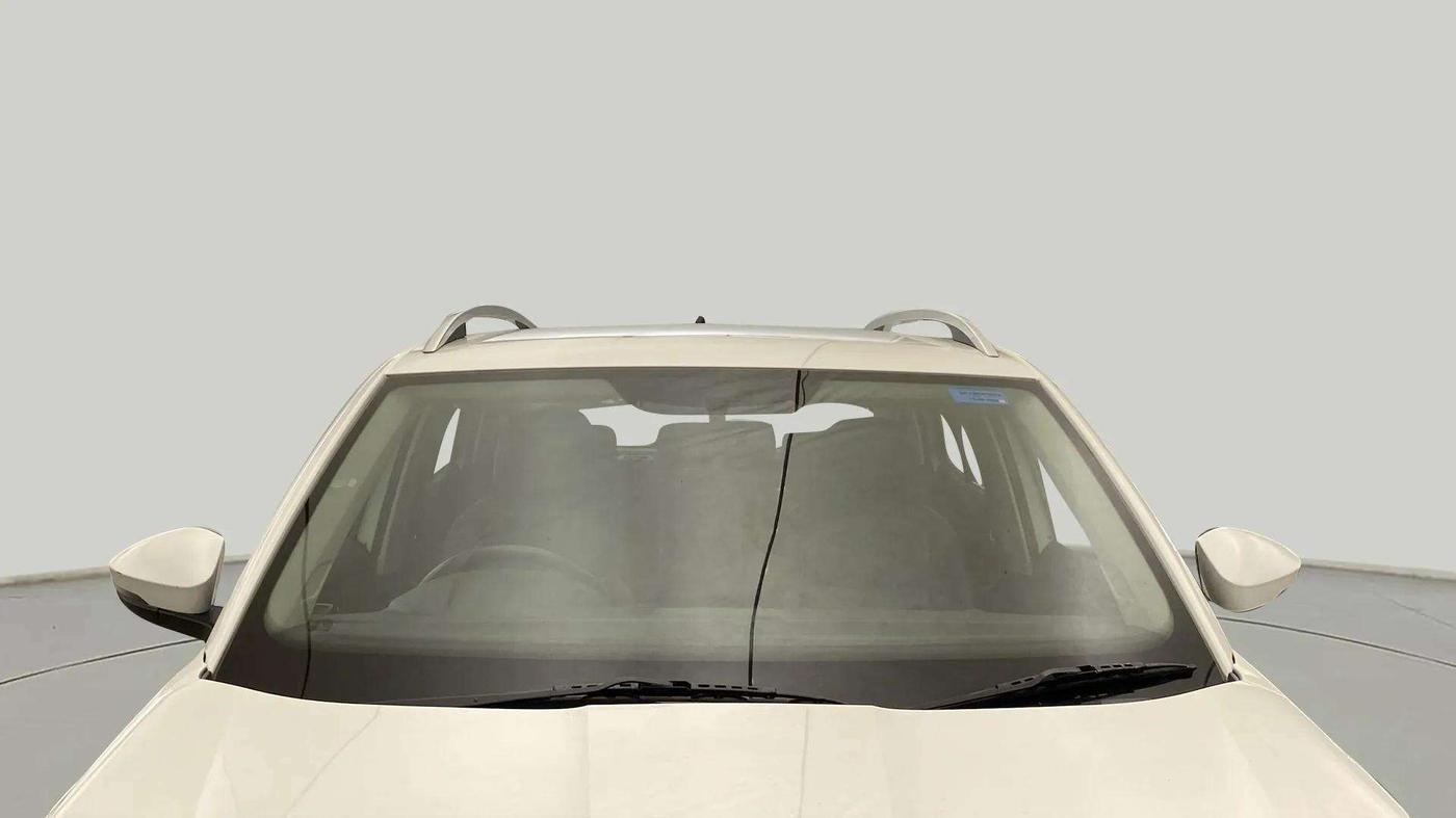 2022 Skoda KUSHAQ AMBITION 1.0L TSI MT, Petrol, Manual, 52,660 km, Front Windshield