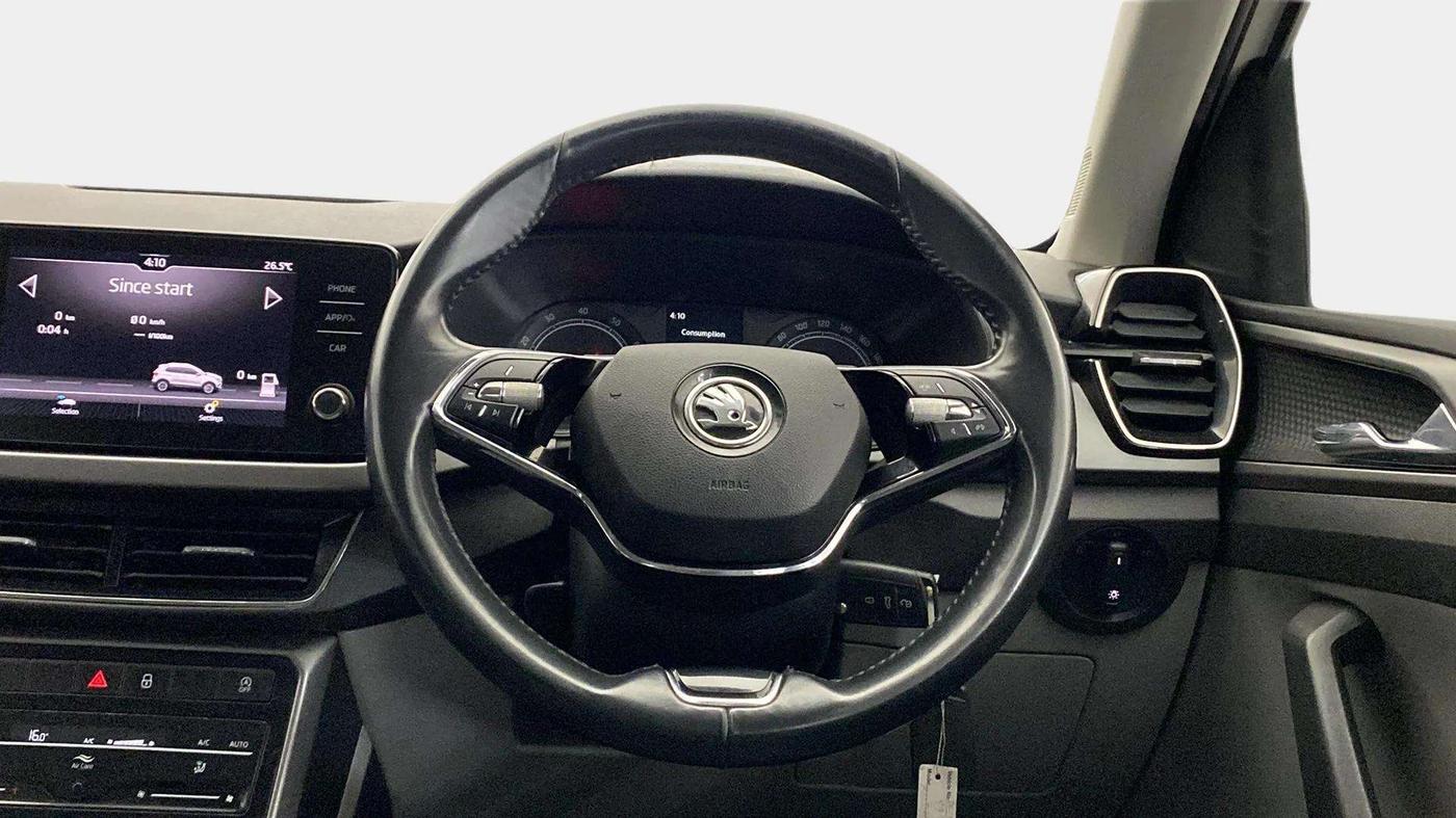 2022 Skoda KUSHAQ AMBITION 1.0L TSI MT, Petrol, Manual, 52,660 km, Steering Wheel Close Up