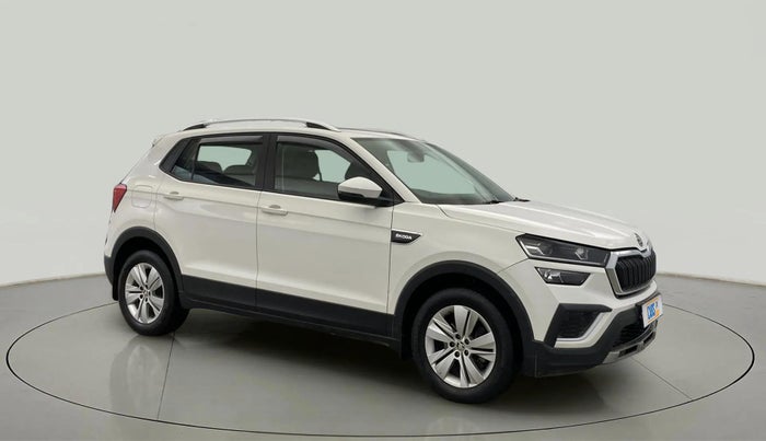 2022 Skoda KUSHAQ AMBITION 1.0L TSI MT, Petrol, Manual, 52,223 km, Right Front Diagonal