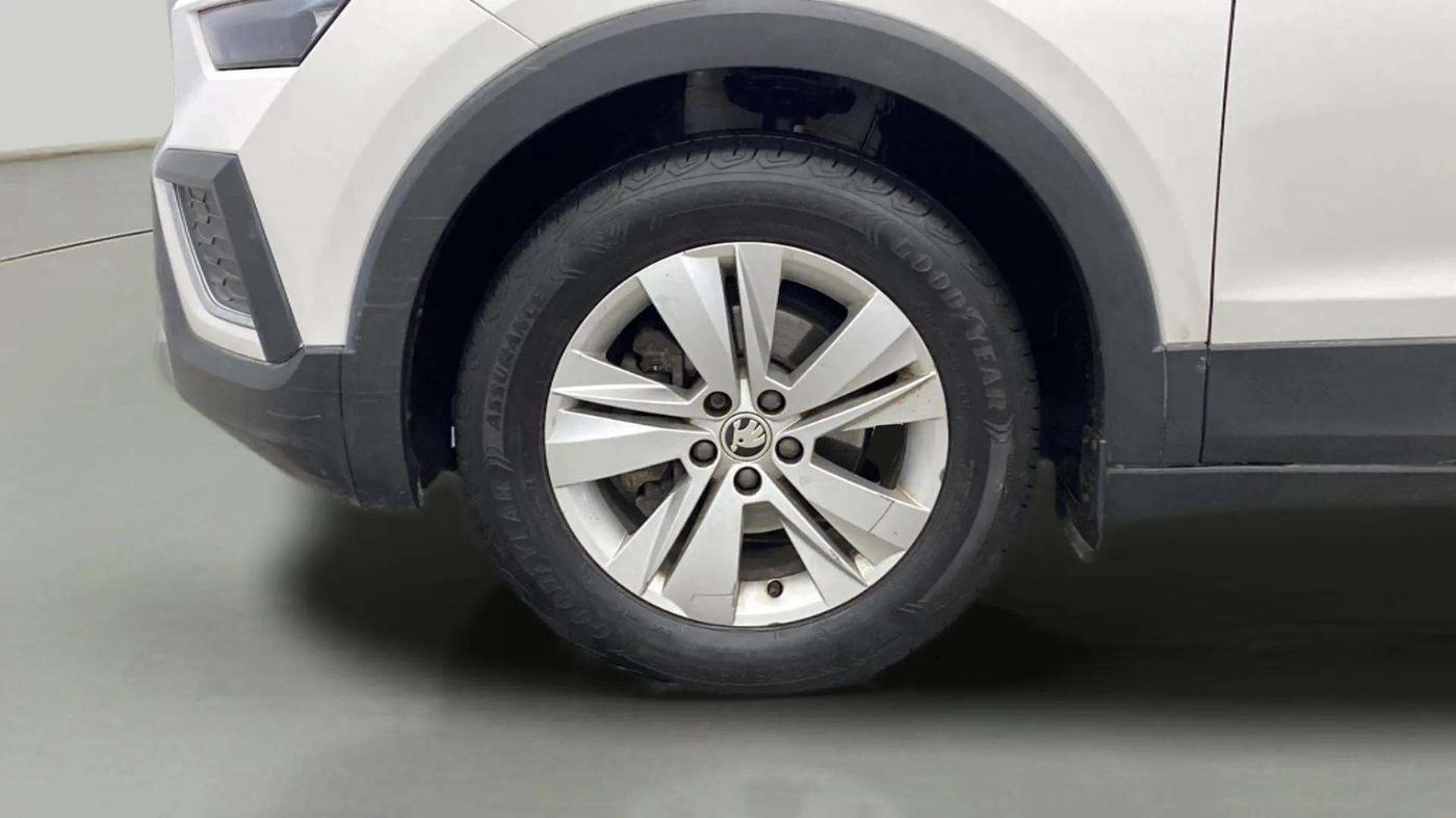 2022 Skoda KUSHAQ AMBITION 1.0L TSI MT, Petrol, Manual, 52,660 km, Left Front Wheel