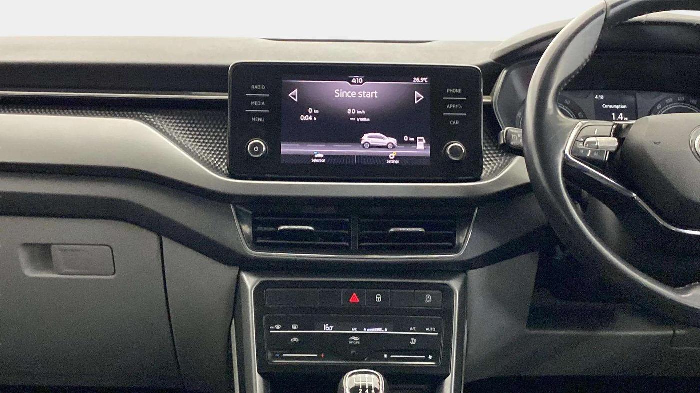 2022 Skoda KUSHAQ AMBITION 1.0L TSI MT, Petrol, Manual, 52,660 km, Air Conditioner