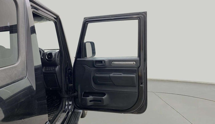 2022 Mahindra Thar LX HARD TOP 4WD MT, Diesel, Manual, 81,334 km, RHS Front Door