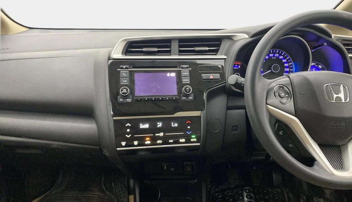 2022 Honda Jazz 1.2L I-VTEC V, Petrol, Manual, 14,889 km, Air Conditioner