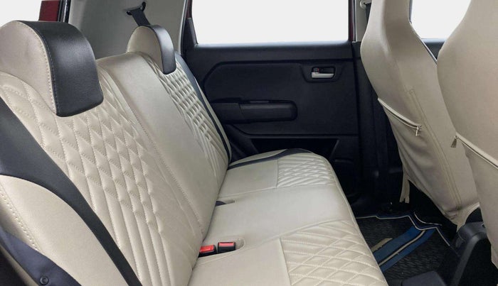 2022 Maruti New Wagon-R ZXI 1.2, Petrol, Manual, 38,171 km, Right Side Rear Door Cabin
