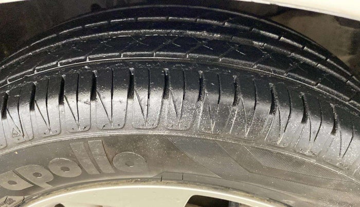2017 Honda Jazz 1.2L I-VTEC V AT, Petrol, Automatic, 52,428 km, Right Front Tyre Tread