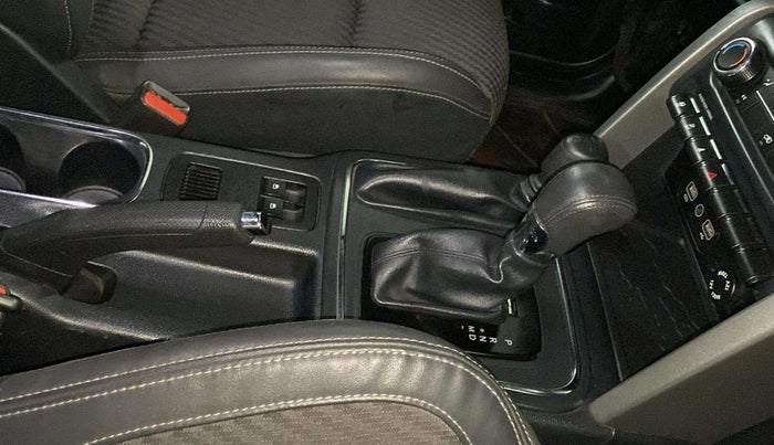 2021 Mahindra Thar LX PETROL HT 4WD AT, Petrol, Automatic, 24,606 km, Gear Lever
