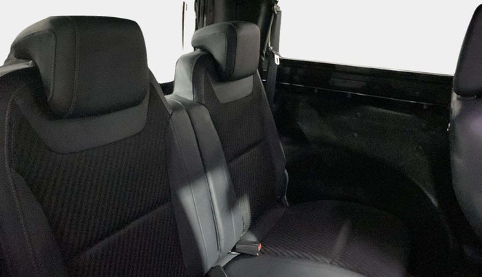 2021 Mahindra Thar LX PETROL HT 4WD AT, Petrol, Automatic, 24,606 km, Right Side Rear Door Cabin