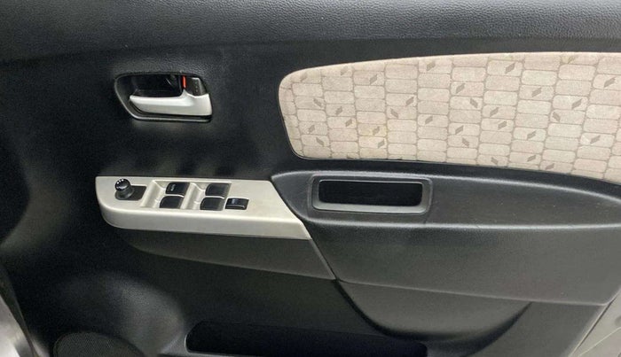 2015 Maruti Wagon R 1.0 VXI, Petrol, Manual, 49,854 km, Driver Side Door Panels Control